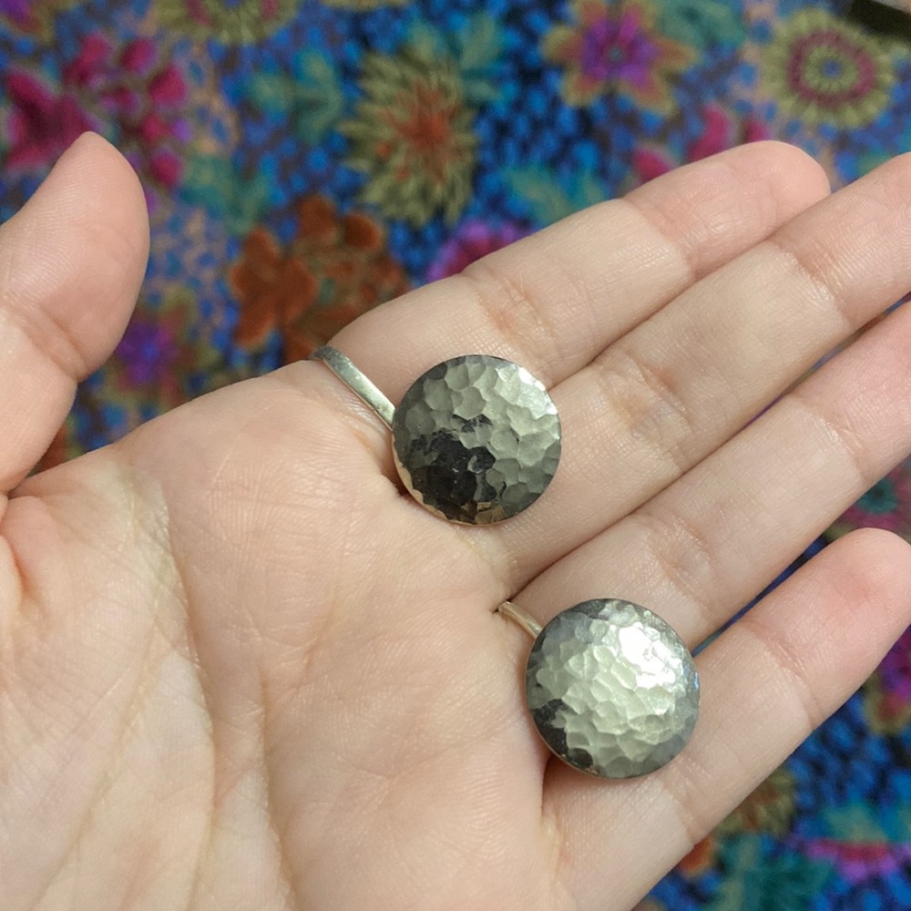 Vintage Textured Silver Circular Earrings!